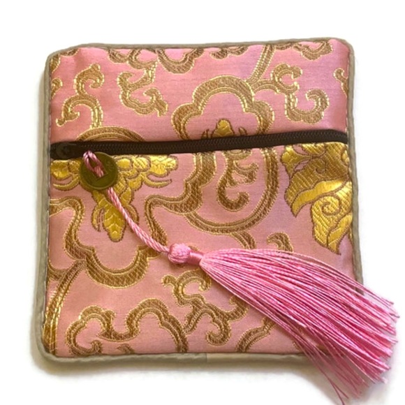 Jewelry - Pink Zipper Jewelry Pouch/Coin Purse